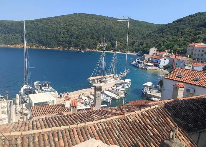 Desanti Apartamento Valun